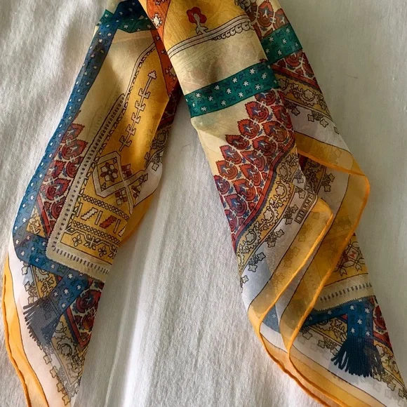Foulard Carré Vintage En Soie 100% - Modèle Gavroche, Motif Géométrique Multicolore - Bon état Général